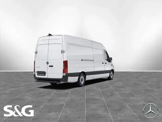 Second-hand Mercedes Sprinter 110 CP (80 kW) 2023 Alb Van