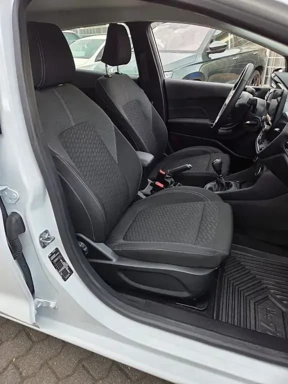 Gebraucht Ford Fiesta Titanium 101 PS (74 kW) 2023 Weiß Kleinwagen