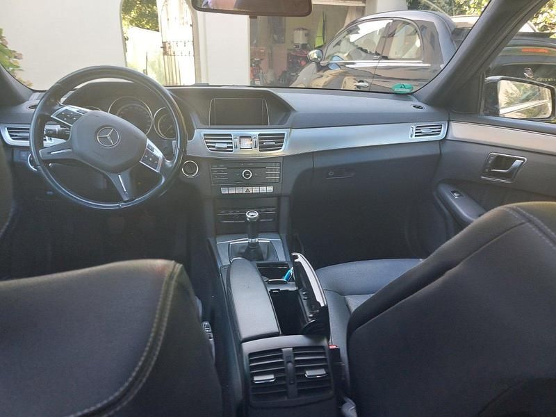 Gebraucht Mercedes 220 170 PS (125 kW) 2015 Schwarz Kombi