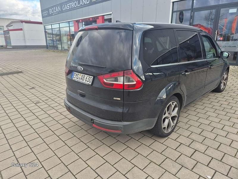 Gebraucht Ford Galaxy Titanium 140 PS (102 kW) 2010 Schwarz Van / Kleinbus