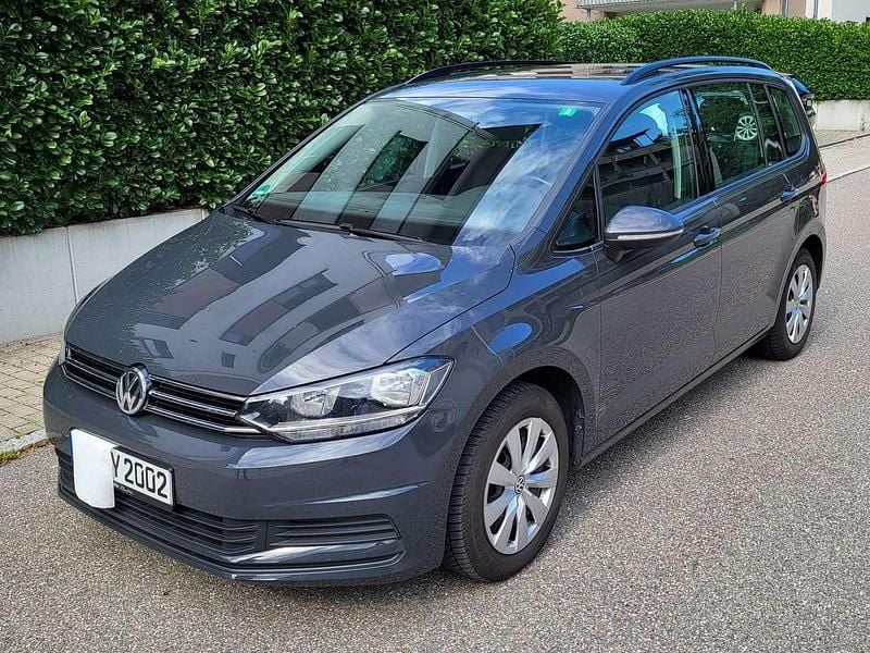 Grau Gebraucht 2019 VW Touran Join Van / Kleinbus | 18.500 € (Superpreis) - Bild 1/4