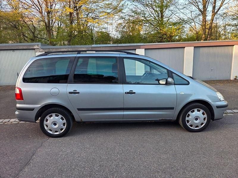 Gebraucht Ford Galaxy 116 PS (85 kW) 2003 Grau Van / Kleinbus