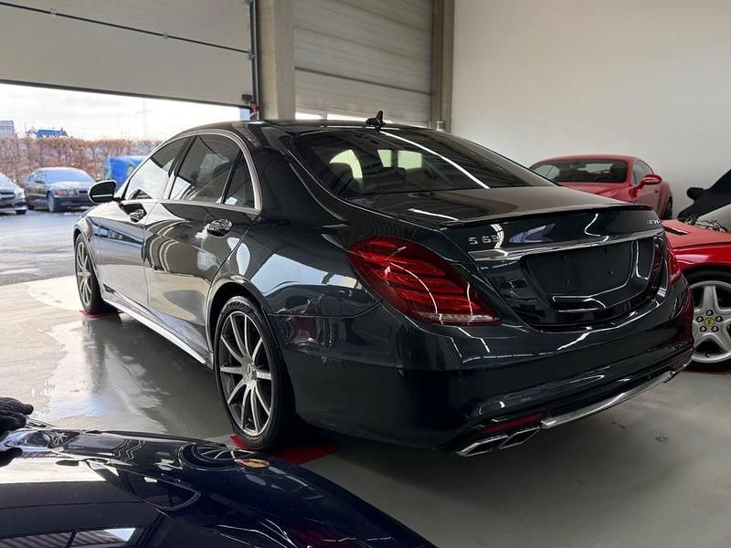 Schwarz Gebraucht 2013 Mercedes S63 AMG AMG Limousine | 39.999 € - Bild 1/4