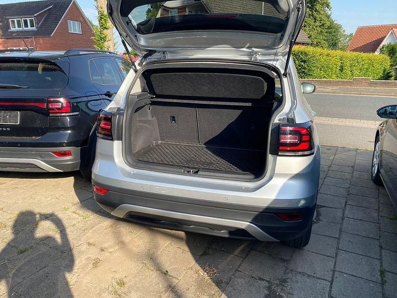 Gebraucht VW T-Cross Active 110 PS (80 kW) 2022 Silber SUV