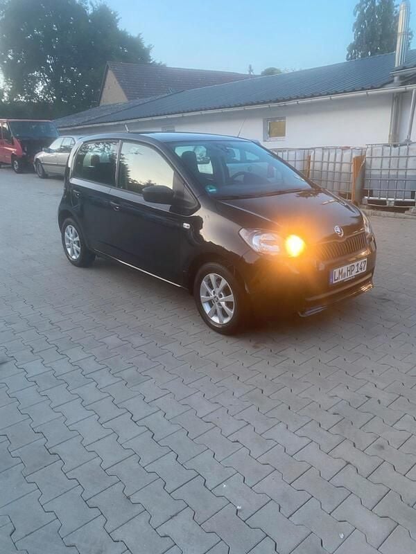 Schwarz Gebraucht 2015 Skoda Citigo Kleinwagen | 7.000 € (Fairer Preis) - Bild 1/4
