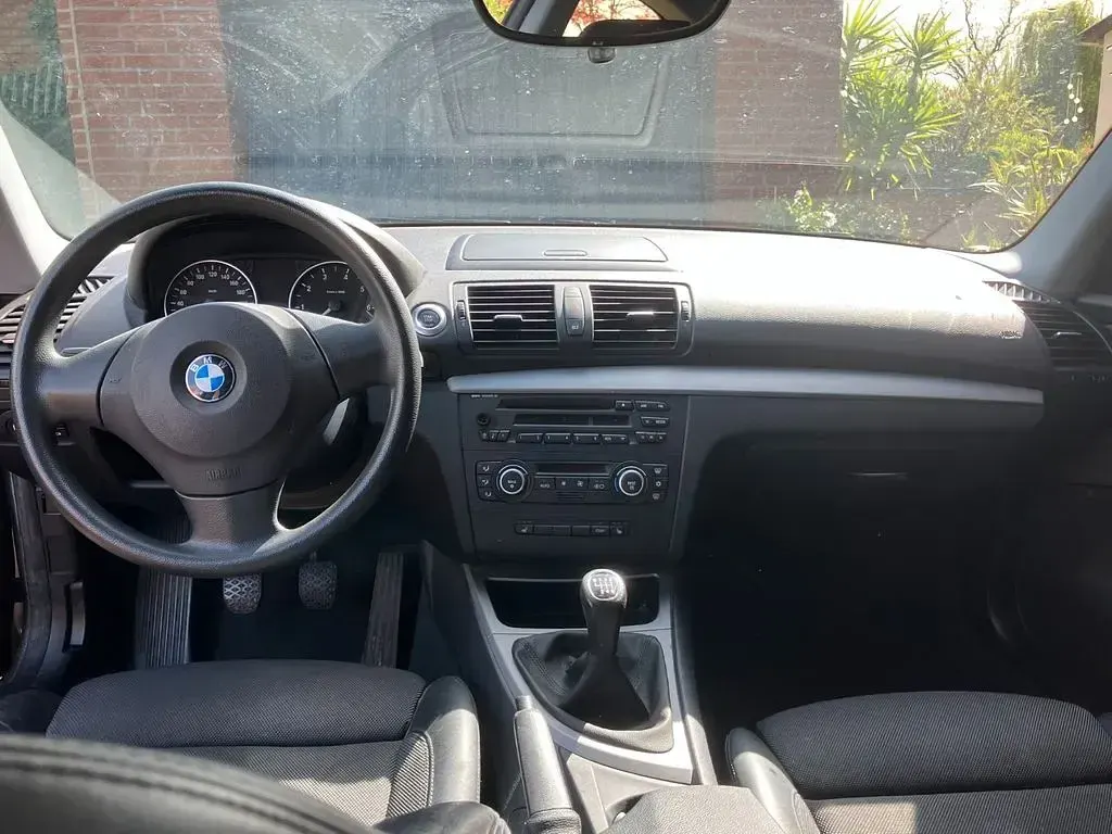 Gebraucht BMW 118 143 PS (105 kW) 2008 Braun Kleinwagen