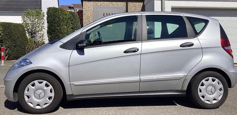 Gebraucht Mercedes A150 95 PS (69 kW) 2006 Silber Van / Kleinbus