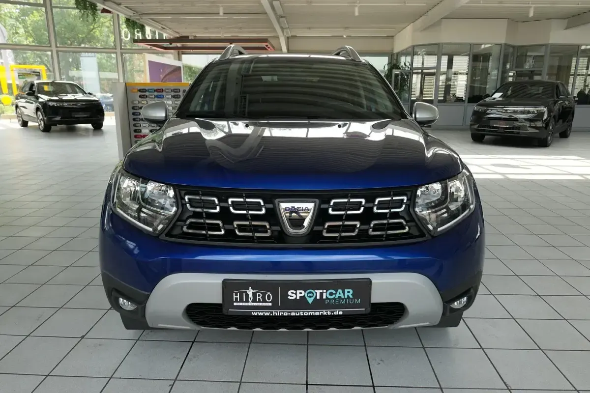 Gebraucht Dacia Duster 131 PS (96 kW) 2021 Stahlblau SUV
