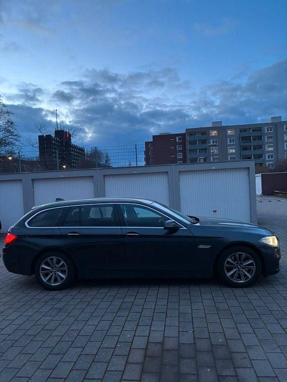 Gebraucht BMW 525 218 PS (160 kW) 2015 Schwarz Kombi