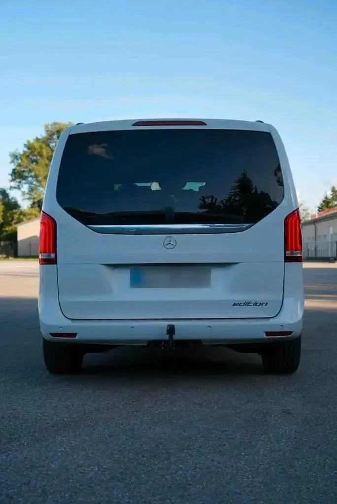 Gebraucht Mercedes V250 Avantgarde 190 PS (139 kW) 2018 Weiß Van / Kleinbus