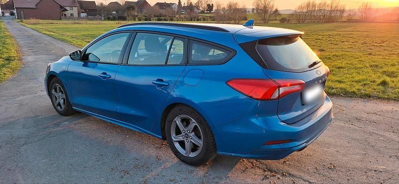 Gebraucht Ford Focus ST-Line 182 PS (133 kW) 2019 Blau Kombi