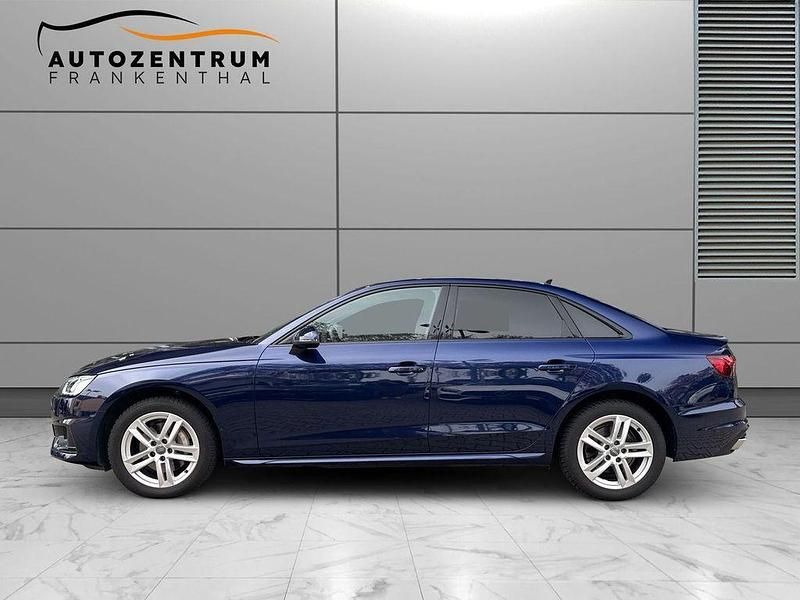 Gebraucht Audi A4 Advanced 204 PS (150 kW) 2021 Navarrablau Limousine