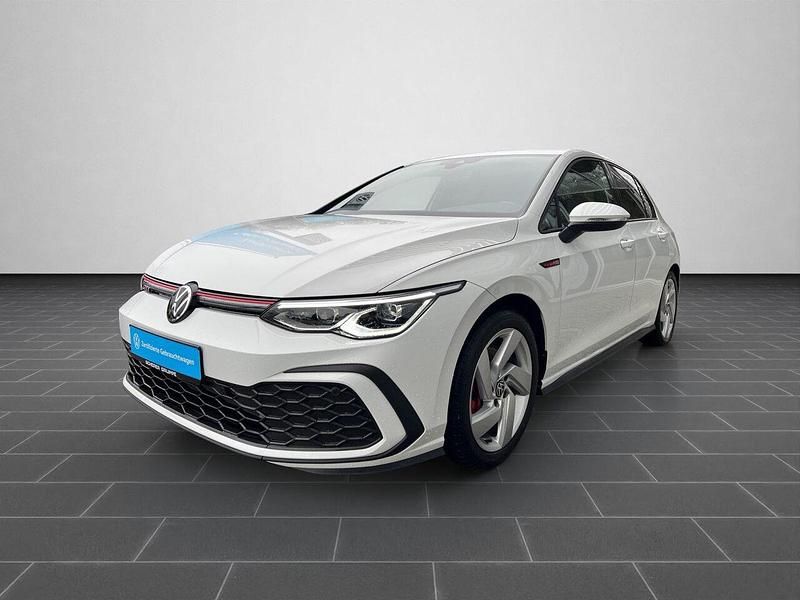 Pure white Gebraucht 2023 VW Golf VIII GTI Limousine | 28.690 € (Superpreis) - Bild 1/4