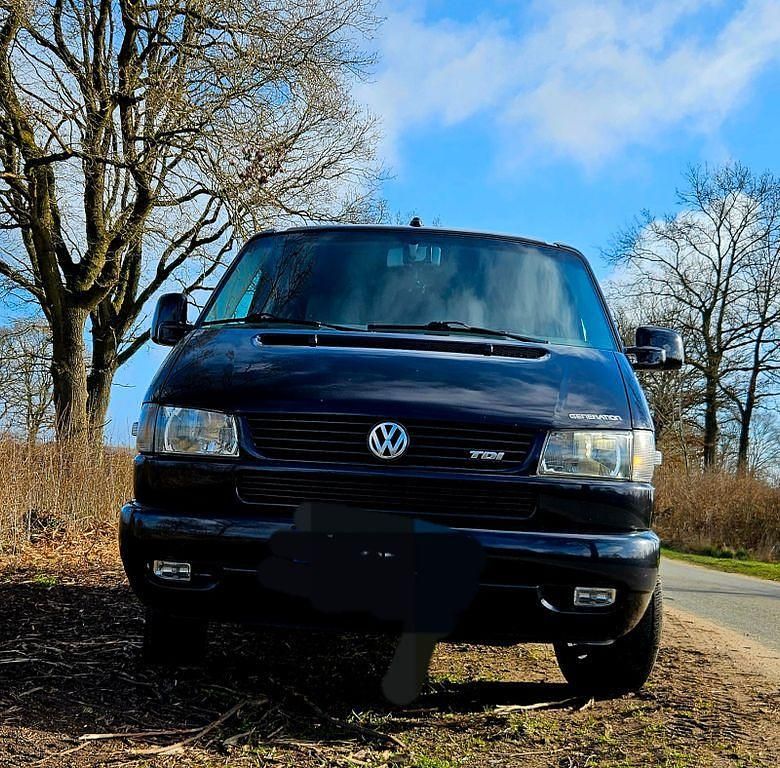Usata VW Multivan 102 CV (75 kW) 2004 Nero Monovolume