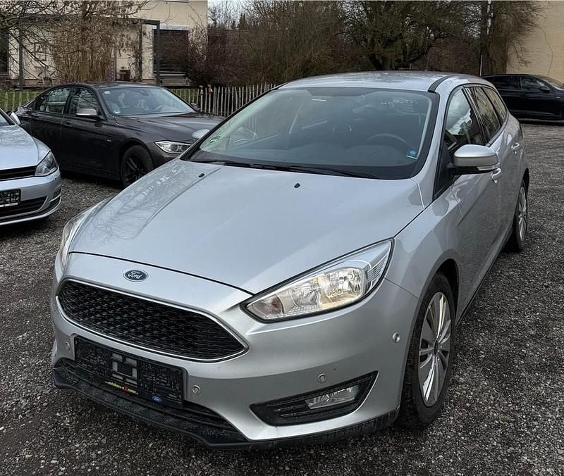 Usata Ford Focus 120 CV (88 kW) 2017 Argento Station wagon