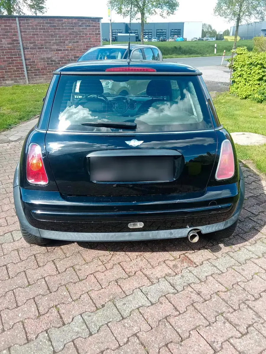 Käytetty Mini ONE 2003 Musta Viistoperä