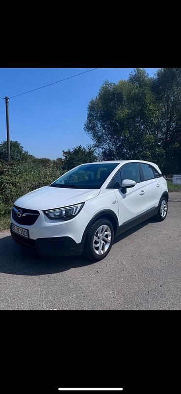 Weiß Gebraucht 2018 Opel Crossland X SUV | 8.500 € (Superpreis) - Bild 1/4