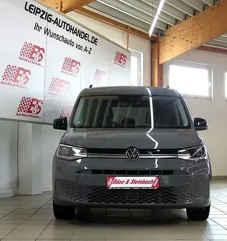 Gebraucht VW Caddy Style 114 PS (83 kW) 2024 Grau Van / Kleinbus
