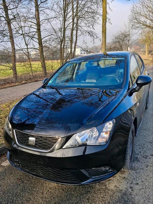 Schwarz Gebraucht 2017 Seat Ibiza Reference Kleinwagen | 8.600 € (Guter Preis) - Bild 1/4