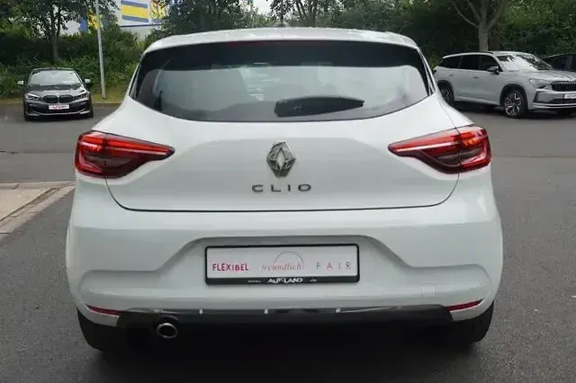 Gebraucht Renault Clio V Intens 140 PS (102 kW) 2022 Andere Limousine