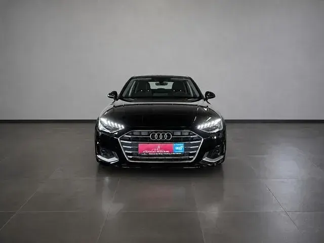 Gebraucht Audi A4 Advanced 150 PS (110 kW) 2023 Schwarz Limousine