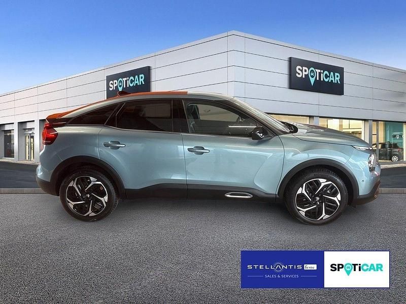 Second-hand Citroën C4 Shine 131 CP (96 kW) 2023 Albastru SUV