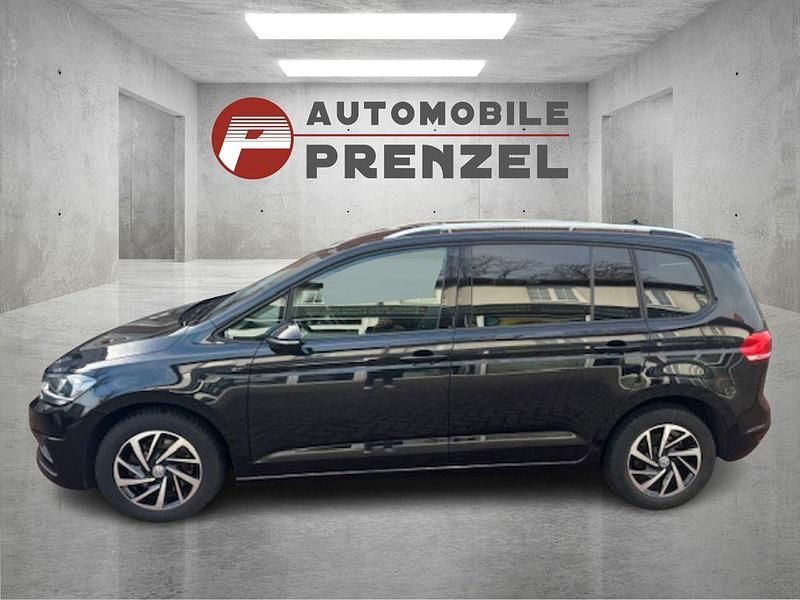 Gebraucht VW Touran Join 116 PS (85 kW) 2018 Schwarz Van / Kleinbus