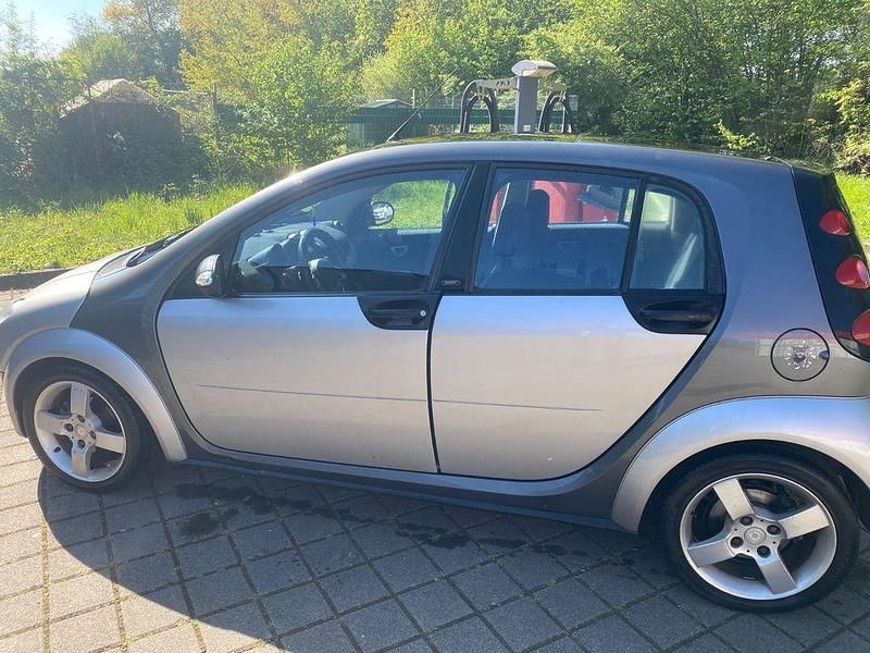 Second-hand Smart ForFour 75 CP (55 kW) 2004 Negru Hatchback
