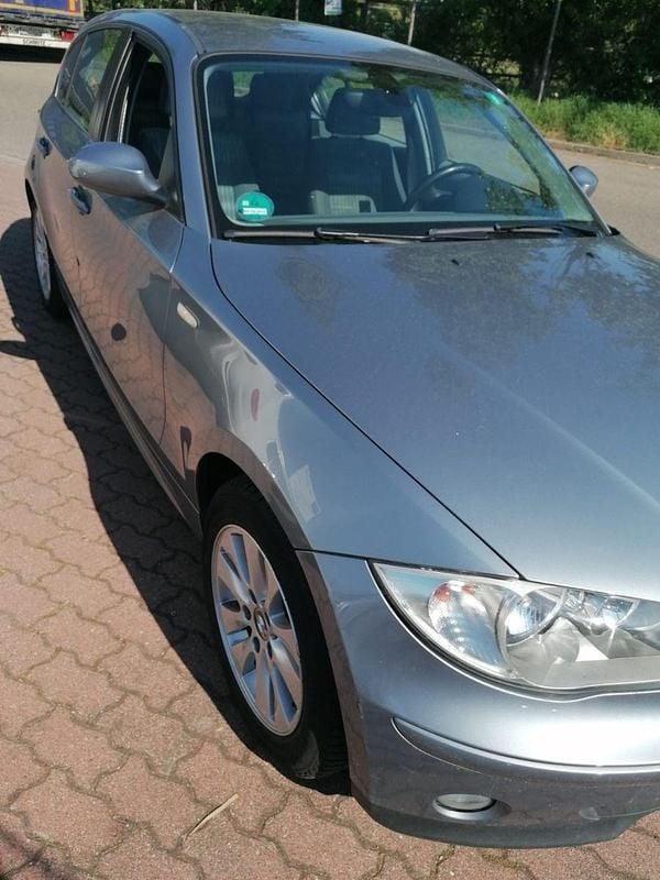 Gebraucht BMW 118 129 PS (94 kW) 2006 Grau Kleinwagen