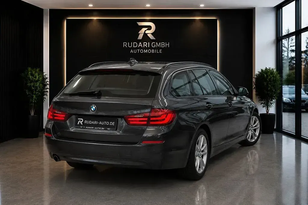 Gebraucht BMW 523 204 PS (150 kW) 2011 Grau Kombi