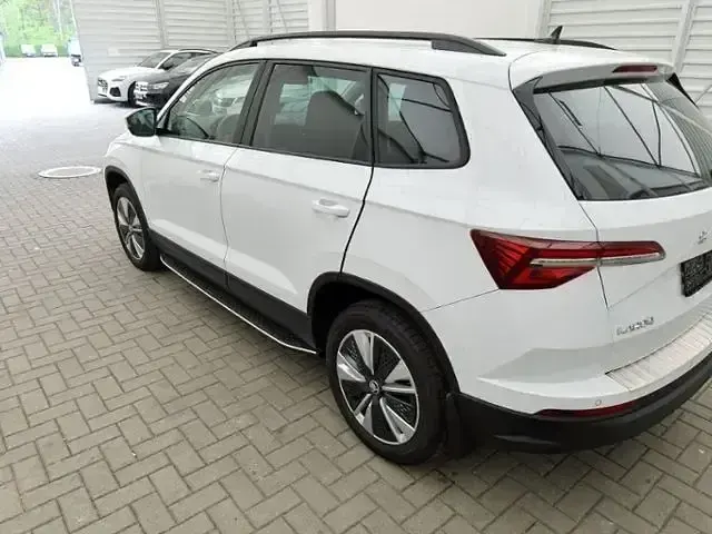 Gebraucht Skoda Karoq Selection 150 PS (110 kW) 2023 Weiß SUV