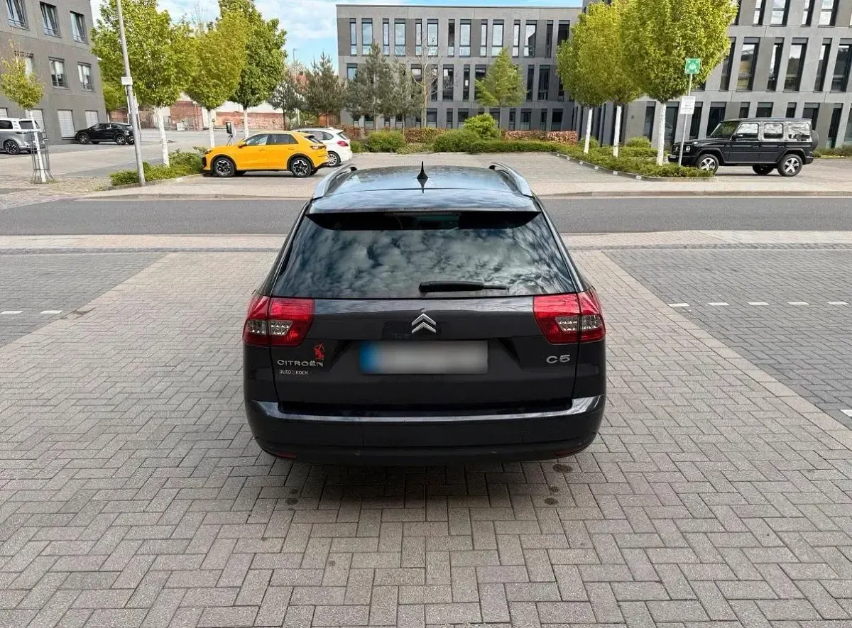 Gebraucht Citroën C5 Business Class 140 PS (102 kW) 2011 Grau Kombi
