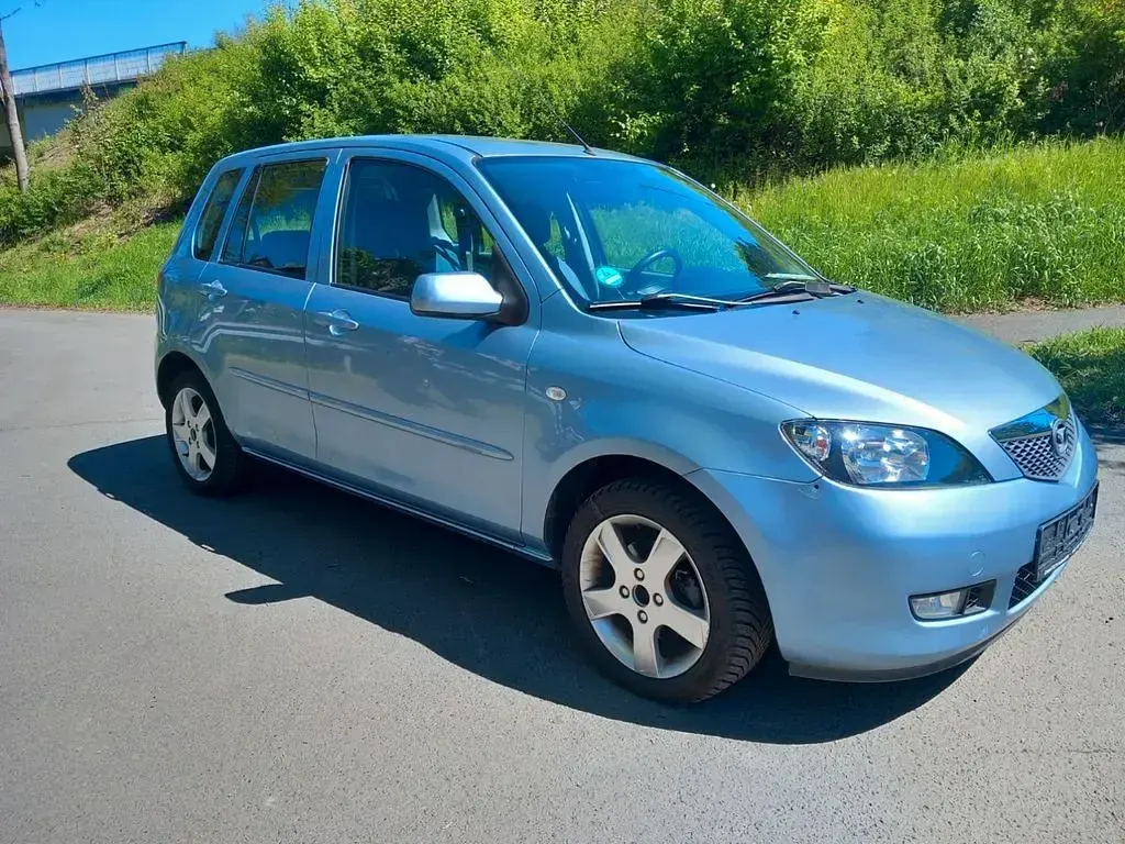 Gebraucht Mazda 2 Active 80 PS (58 kW) 2005 Blau Kleinwagen