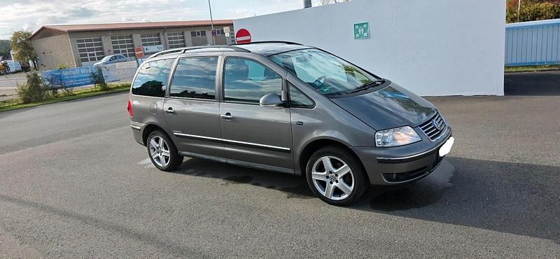 Gebraucht VW Sharan 140 PS (102 kW) 2008 Grau Van / Kleinbus