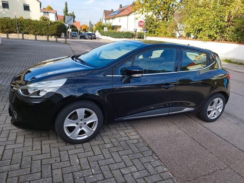 Schwarz Gebraucht 2015 Renault Clio IV Dynamique Limousine | 9.200 € (Fairer Preis) - Bild 1/4