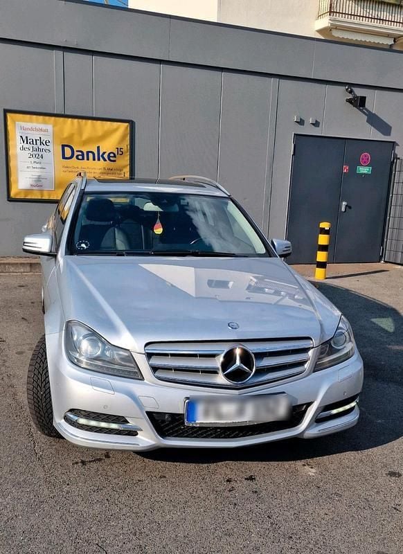 Silber Gebraucht 2013 Mercedes C200 Kombi | 8.600 € (Superpreis) - Bild 1/4