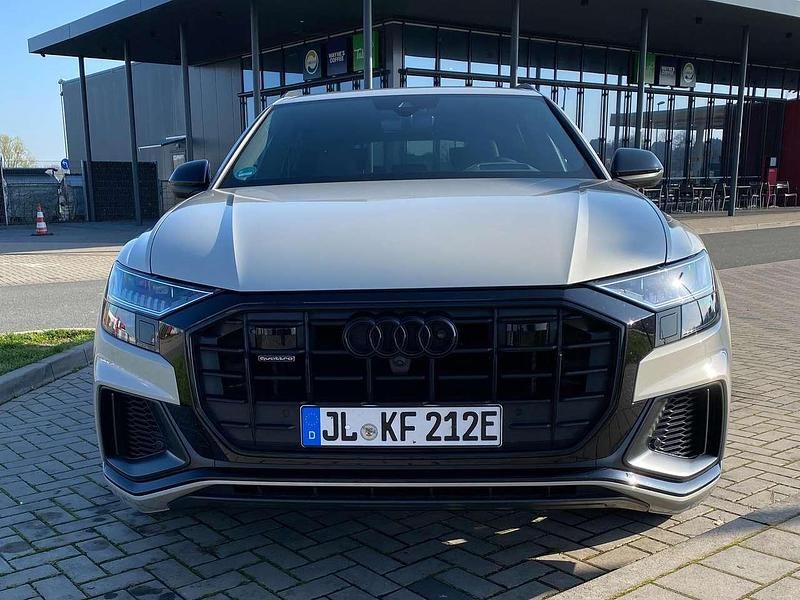 Gebraucht Audi Q8 Design 340 PS (250 kW) 2021 Beige SUV