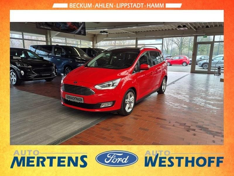 Gebraucht Ford C-MAX Titanium 125 PS (91 kW) 2018 Rot Van / Kleinbus