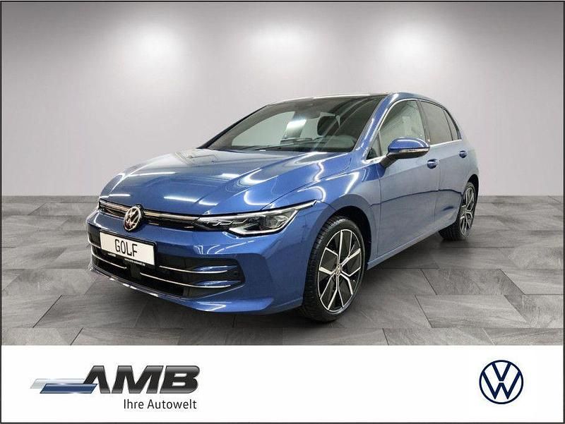 Blau Gebraucht 2025 VW Golf VIII Limousine | 37.480 € - Bild 1/3