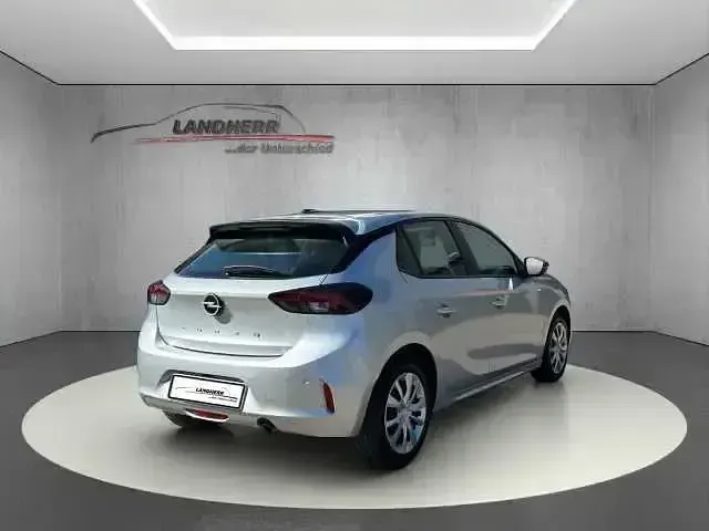 Gebraucht Opel Corsa 101 PS (74 kW) 2024 Kristall silber (metallic) Kleinwagen