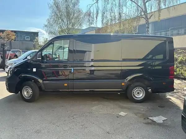 Neu VW Crafter 140 PS (102 kW) 2026 Schwarz Van