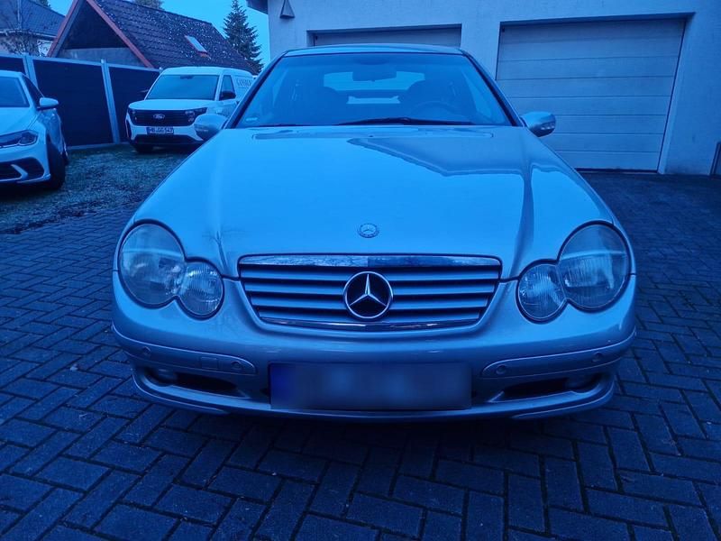 Gebraucht Mercedes C200 163 PS (119 kW) 2003 Silber Coupé