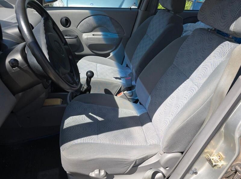 Gebraucht Chevrolet Kalos 72 PS (52 kW) 2004 Silber Kleinwagen