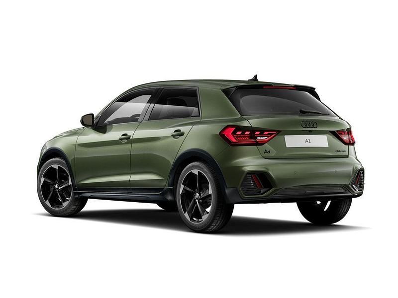 Nowe Audi A1 Sport 150 KM (110 kW) 2026 Zielony SUV