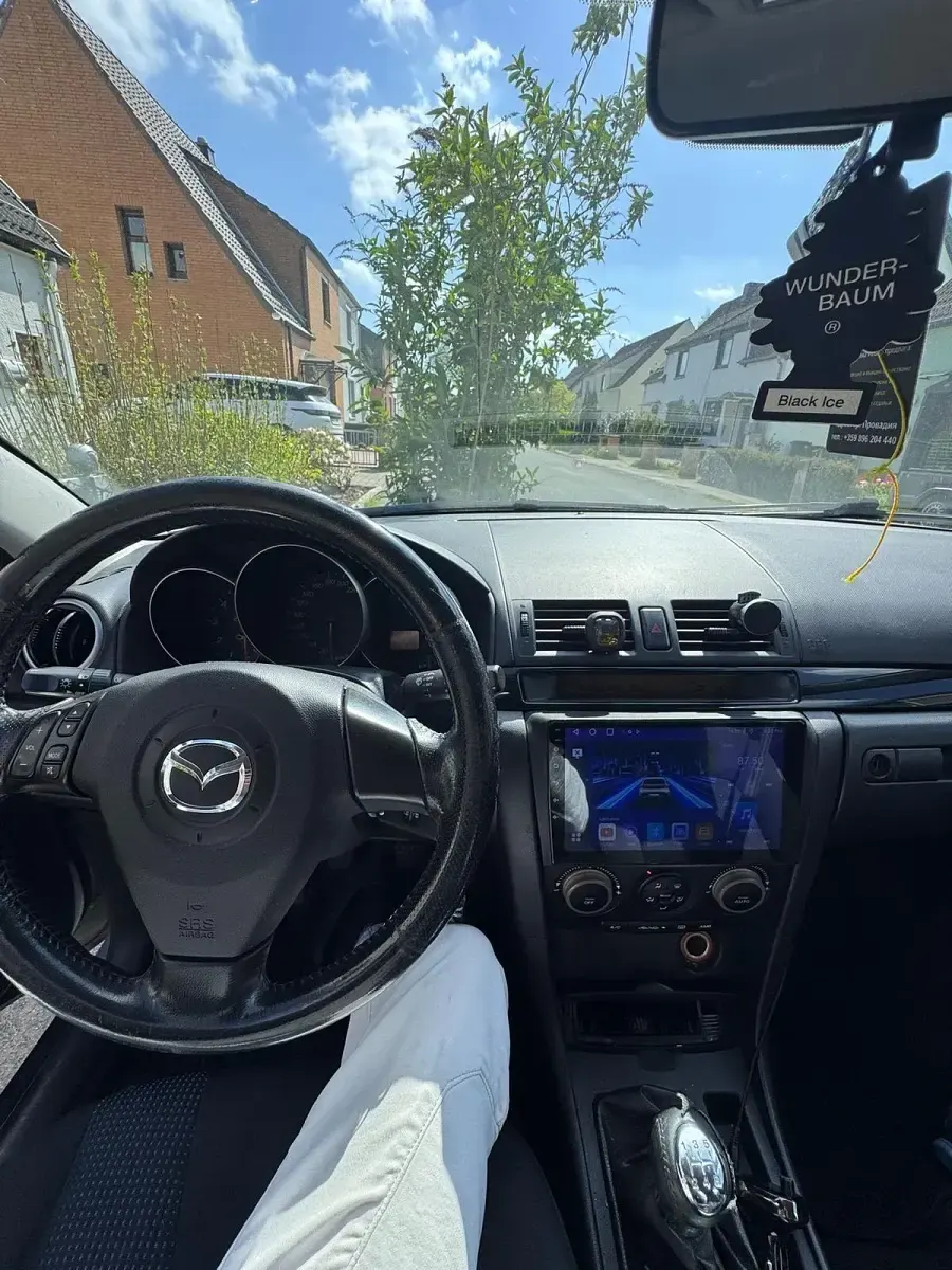 Używany Mazda 3 109 KM (80 kW) 2006 Szary Sedan/Limuzyna