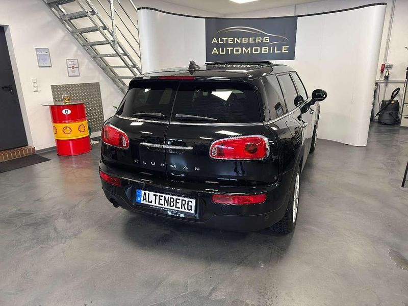 Gebraucht Mini One Clubman Pepper 102 PS (75 kW) 2017 Midnight black Kombi