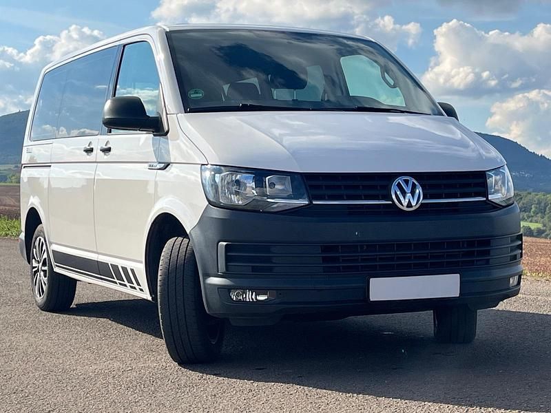 Weiß Gebraucht 2016 VW T6 California Van | 25.900 € (Guter Preis) - Bild 1/4