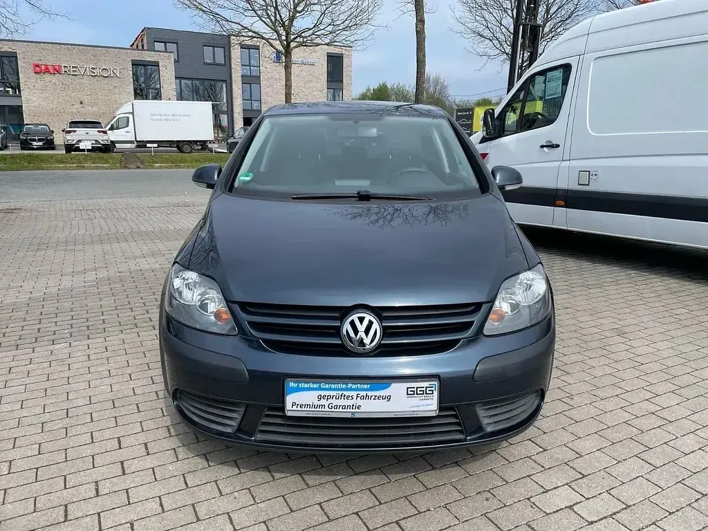 Gebraucht VW Golf IV Trendline 105 PS (77 kW) 2005 Blau Limousine