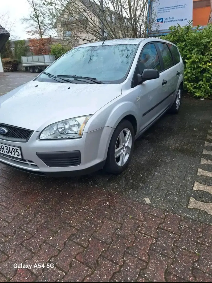 Gebraucht Ford Focus 101 PS (74 kW) 2006 Silber Kombi