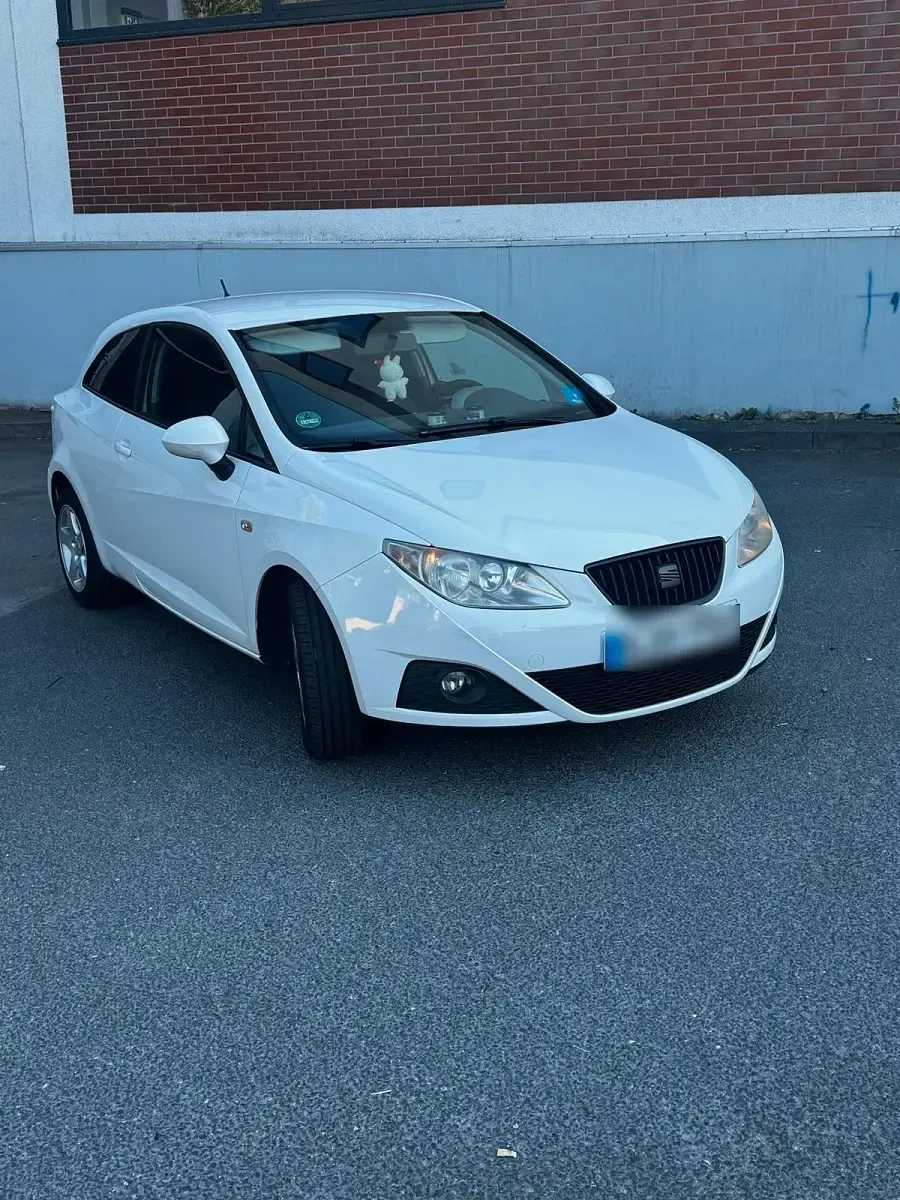 Gebraucht Seat Ibiza 105 PS (77 kW) 2012 Weiß Coupé